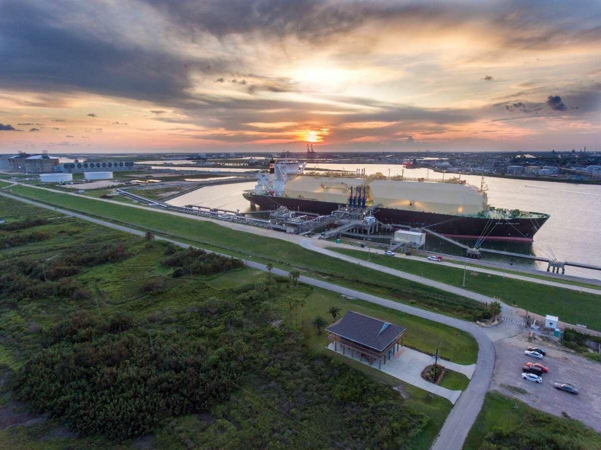 Photo: Liquified Natural Gas export facility near Houston, Texas - Freeport LNG